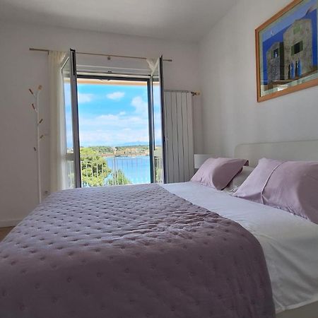Ceratonia Apartments โลวิสเต ภายนอก รูปภาพ