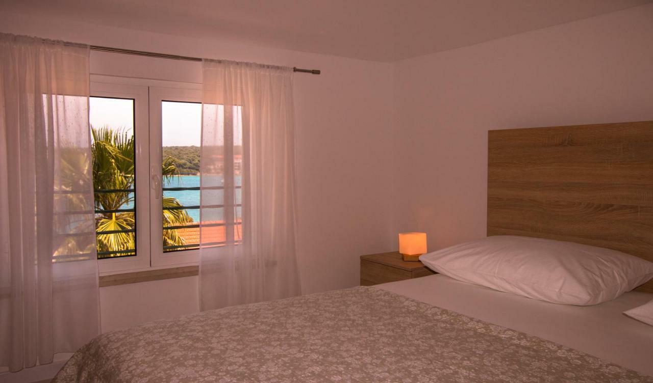 Ceratonia Apartments โลวิสเต ภายนอก รูปภาพ