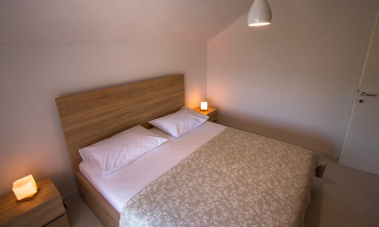 Ceratonia Apartments โลวิสเต ภายนอก รูปภาพ