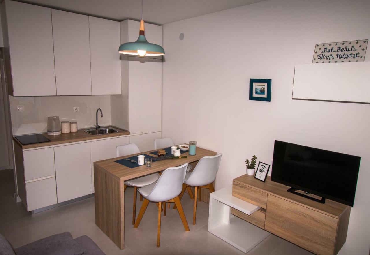 Ceratonia Apartments โลวิสเต ภายนอก รูปภาพ